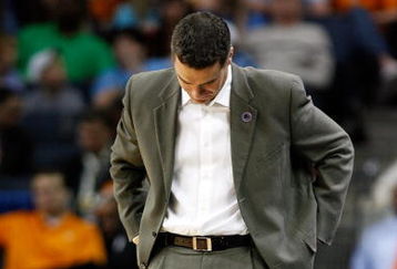 CHARLOTTE, NC - MARCH 27:  Head coach Tony Bennett of the Washington State Cougars looks down during the second half against the North Carolina Tar Heels during the 2008 NCAA Men's East Regional Semifinal at Bobcats Arena on March 27, 2008 in Charlotte, North Carolina.  (Photo by Kevin C. Cox/Getty Images)