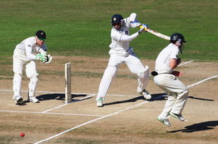 NAPIER, NEW ZEALAND - MARCH 30:  VVS Laxman of India bats during day five of the second test match between New Zealand and India at McLean Park on March 30, 2009 in Napier, New Zealand.  (Photo by Phil Walter/Getty Images)
