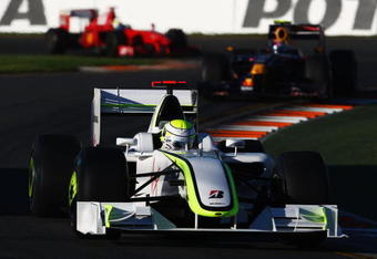 MELBOURNE, AUSTRALIA - MARCH 29:  Jenson Button of Great Britain and Brawn GP drives on his way to winning the Australian Formula One Grand Prix at the Albert Park Circuit on March 29, 2009 in Melbourne, Australia.  (Photo by Clive Mason/Getty Images)
