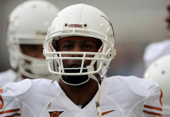 BOULDER, CO - OCTOBER 04:  Quan Cosby #6 of the Texas Longhorns warms up prior to facing the Colorado Buffaloes at Folsom Field on October 4, 2008 in Boulder, Colorado. Texas defeated Colorado 38-14.  (Photo by Doug Pensinger/Getty Images)