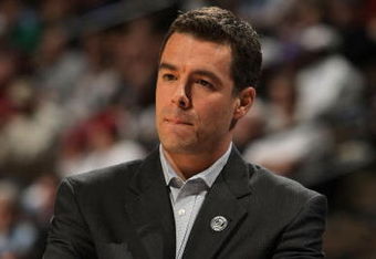 DENVER - MARCH 20:  Head coach Tony Bennett of the Washington St. Cougars reacts during the first round game of the East Regional against the Winthrop Eagles as part of the 2008 NCAA Men's Basketball Tournament at Pepsi Center on March 20, 2008 in Denver, Colorado.  (Photo by Doug Pensinger/Getty Images)