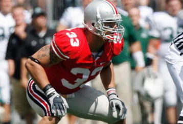 COLUMBUS, OH - SEPTEMBER 06:  James Laurinaitis #33 of the Ohio State Buckeyes get ready on the field during the game against the Ohio Bobcats at Ohio Stadium on September 6, 2008 in Columbus, Ohio.  (Photo by Kevin C. Cox/Getty Images)