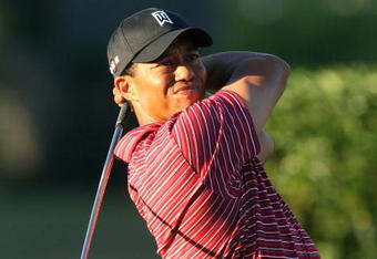 ORLANDO, FL - MARCH 29:  Tiger Woods of the USA watches his tee shot at the 16th hole during the final round of the Arnold Palmer Invitational Presented by Mastercard at the Bay Hill Club and Lodge on March 29, 2009 in Orlando, Florida  (Photo by David Cannon/Getty Images)