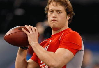 INDIANAPOLIS, IN - FEBRUARY 22:  Quarterback Matthew Stafford of USC passes the football during the NFL Scouting Combine presented by Under Armour at Lucas Oil Stadium on February 22, 2009 in Indianapolis, Indiana. (Photo by Scott Boehm/Getty Images)