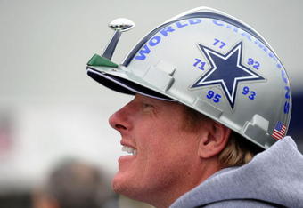 IRVING, TX - DECEMBER 20:  Dallas Cowboys fan, Cary Watson of Fort Worth and a 17-year season ticket holder ,waits to enter Texas Stadium before the last home game against the Baltimore Ravens on December 20, 2008 in Irving, Texas. The Cowboys are playing their final regular season home game before moving to a new stadium in Arlington, Texas next season.  (Photo by Ronald Martinez/Getty Images)