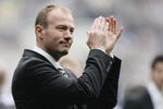 NEWCASTLE UPON-TYNE, UNITED KINGDOM - MAY 7: Newcastle striker Alan Shearer and son Will conduct a lap of honour after the Barclays Premier league game between Newcastle United and Chelsea at St James' Park on May 7, 2006 in Newcastle, England. (Photo by Stu Forster/Getty Images).  (Photo by Stu Forster/Getty Images)