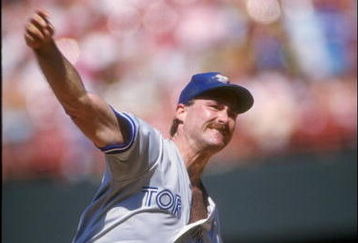 1990:  Pitcher Dave Stieb of the Toronto Blue Jays throws a pitch during a game. Mandatory Credit: Stephen Dunn  /Allsport