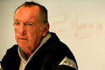ALAMEDA, CA - SEPTEMBER 30:  Oakland Raiders owner Al Davis speaks during a press conference to announce the firing of head coach Lane Kiffin of the Oakland Raiders at thier training facility on Septemer 30, 2008 in Alameda, California.  (Photo by Jed Jacobsohn/Getty Images)
