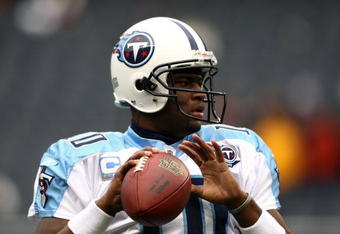 CHICAGO - NOVEMBER 09:  Vince Young #10 of the Tennessee Titans throws a pass during warm-ups against the Chicago Bears at Soldier Field on November 9, 2008 in Chicago, Illinois.  (Photo by Jonathan Ferrey/Getty Images)