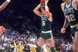 INGLEWOOD, CA - OCTOBER 1985: Bill Walton #5 of the Boston Celtics readies for the pass against the Los Angeles Lakers during a game in October, 1985 at the Great Western Forum in Inglewood, California. (Photo by Rick Stewart/Getty Images)    