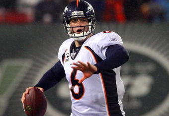 EAST RUTHERFORD, NJ - NOVEMBER 30:  Jay Cutler #6 of the Denver Broncos throws a pass against the New York Jets on November 30, 2008 at Giants Stadium in East Rutherford, New Jersey.  (Photo by Jim McIsaac/Getty Images)