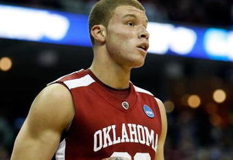 MEMPHIS, TN - MARCH 29:  Blake Griffin #23 of the Oklahoma Sooners looks on in the first half while taking on the North Carolina Tar Heels during the NCAA Men's Basketball Tournament South Regional Final at the FedExForum on March 29, 2009 in Memphis, Tennessee.  (Photo by Joe Murphy/Getty Images)