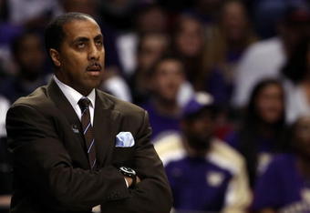 PORTLAND, OR - MARCH 19:  Head coach Lorenzo Romar of the Washington Huskies looks on from the sideline while taking on the Mississippi State Bulldogs during the first round of the NCAA Division I Men's Basketball Tournament at the Rose Garden on March 19, 2009 in Portland, Oregon.  (Photo by Jonathan Ferrey/Getty Images)