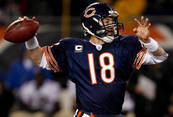 CHICAGO - DECEMBER 11:  Kyle Orton #18 of the Chicago Bears throws a pass against the New Orleans Saints at Soldier Field on December 11, 2008 in Chicago, Illinois.  (Photo by Jonathan Daniel/Getty Images)