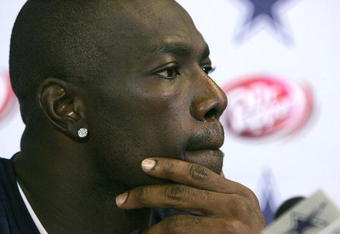 DALLAS - SEPTEMBER 27:  Terrell Owens of the Dallas Cowboys speaks with the media during a press conference on September 27, 2006 in Dallas, Texas. During the conference Owens denied police reports that he tried to take his life after being hospitalized last night at Baylor Hospital subsequent to an apparent suicide attempt from overdosing on prescription painkillers and supplements.  (Photo by Ronald Martinez/Getty Images)
