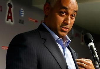 ANAHEIM, CA - JUNE 17:  New York Mets general manager Omar Minaya addresses the media at a press conference called to name Jerry Manuel as the interim manager at Angel Stadium on June 17, 2008 in Anaheim, California.  (Photo by Jeff Gross/Getty Images)