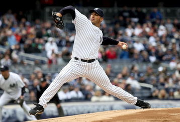 NEW YORK - APRIL 04:  Andy Pettitte #46 of the New York Yankees pitches against the Chicago Cubs during their game on April 4, 2009 at Yankee Stadium in the Bronx borough of New York City.  (Photo by Nick Laham/Getty Images)