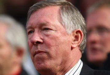 MANCHESTER, ENGLAND - APRIL 05:  Manchester United Manager Sir Alex Ferguson looks on prior to the Barclays Premier League match between Manchester United and Aston Villa at Old Trafford on April 5, 2009 in Manchester, England.  (Photo by Ryan Pierse/Getty Images)