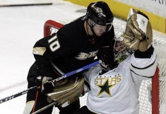 Corey_perry_crop_340x234