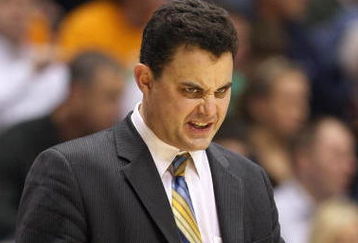 CINCINNATI - DECEMBER 22: Head coach Sean Miller of Xavier Musketeers yells instructions during the game against the Tennessee Volunteers at the Cintas Center December 22, 2007 in Cincinnati, Ohio. (Photo by Andy Lyons/Getty Images)
