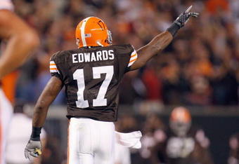 CLEVELAND - OCTOBER 13:  Braylon Edwards #17 of the Cleveland Browns celebrates on the field during the game against the New York Giants on October 13, 2008 at Cleveland Browns Stadium in Cleveland, Ohio. (Photo by: Gregory Shamus/Getty Images)