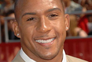 LOS ANGELES, CA - JULY 16:  NFL athlete Kellen Winslow arrives at the 2008 ESPY Awards held at NOKIA Theatre L.A. LIVE on July 16, 2008 in Los Angeles, California.  The 2008 ESPYs will air on Sunday, July 20 at 9PM ET on ESPN.  (Photo by Stephen Shugerman/Getty Images)