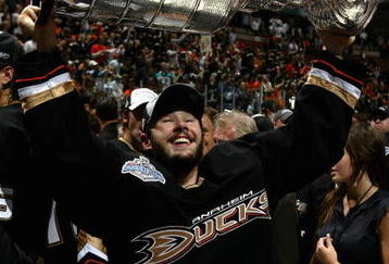 ANAHEIM, CA - JUNE 06:  Ryan Shannon #38 of the Anaheim Ducks celebrates lifting the Stanley Cup after defeating the Ottawa Senators in Game Five of the 2007 Stanley Cup finals on June 6, 2007 at Honda Center in Anaheim, California. The Ducks defeated the Senators 6-2 to win the Stanley Cup Finals 4 games to 1.  (Photo by Dave Sandford/Getty Images)