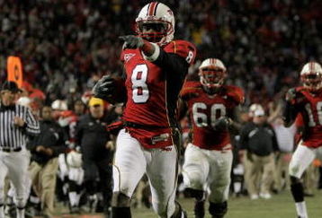 COLLEGE PARK, MD - NOVEMBER 10:  Darrius Heyward-Bey #8 of the Maryland Terrapins begins to celebrate as he scored on 37 yard reverse against the Boston College Eagles in the fourth quarter at Byrd Stadium on November 10, 2007 in College Park, Maryland. (Photo by Doug Pensinger/Getty Images)