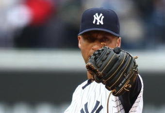 NEW YORK - APRIL 04:  Derek Jeter #2 of the New York Yankees against the Chicago Cubs during their game on April 4, 2009 at Yankee Stadium in the Bronx borough of New York City.  (Photo by Chris McGrath/Getty Images)