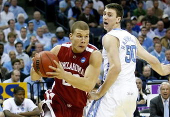 MEMPHIS, TN - MARCH 29:  Blake Griffin #23 of the Oklahoma Sooners drives to the basket by Tyler Hansbrough #50 of the North Carolina Tar Heels in the first half during the NCAA Men's Basketball Tournament South Regional Final at the FedExForum on March 29, 2009 in Memphis, Tennessee.  (Photo by Joe Murphy/Getty Images)