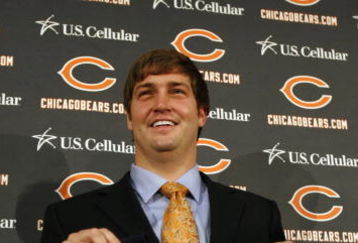LAKE FOREST, IL - APRIL 3: Quarterback Jay Cutler of the Chicago Bears holds up his #6 jersey after he was introduced as their new quarterback during a press conference on April 3, 2009 at Halas Hall in Lake Forest, Illinois. (Photo by Jim Prisching/Getty Images)