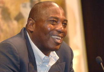 OWINGS MILLS, MD - JUNE 12:   Ozzie Newsome, Baltimore Ravens general manager during Jonathan Ogden retirement press conference at Ravens training facility on June 12, 2008 in Owings Mills, Maryland.   (Photo by Mitchell Layton/Getty Images)