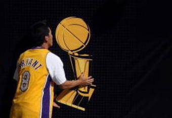 LOS ANGELES, CA - JUNE 15:  Los Angeles fans take pictures outside outside before Game Five of the 2008 NBA Finals on June 15, 2008 at Staples Center in Los Angeles, California. NOTE TO USER: User expressly acknowledges and agrees that, by downloading and/or using this Photograph, user is consenting to the terms and conditions of the Getty Images License Agreement.  (Photo by Stephen Dunn/Getty Images)
