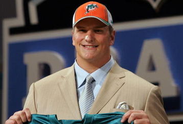 NEW YORK - APRIL 26: Jake Long poses for a photo after being taken as the fisrt overall draft pick by the Miami Dolphins during the 2008 NFL Draft on April 26, 2008 at Radio City Music Hall in New York City.  (Photo by Jim McIsaac/Getty Images)