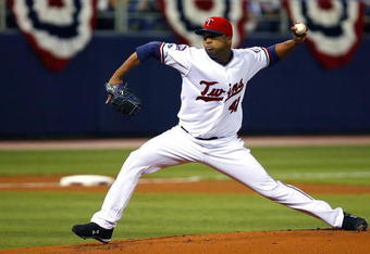 MINNEAPOLIS, MN - APRIL 6: Francisco Liriano #47 of the Minnesota Twins pitches against the Seattle Mariners at the Metrodome on opening day, April 6, 2009 in Minneapolis, Minnesota. (Photo by Scott A. Schneider/Getty Images)