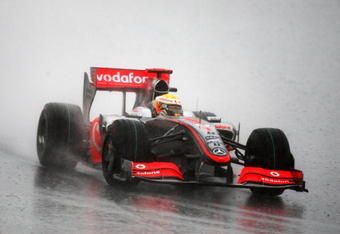 KUALA LUMPUR, MALAYSIA - APRIL 05:  Lewis Hamilton of Great Britain and McLaren Mercedes drives during the rain curtailed Malaysian Formula One Grand Prix at the Sepang Circuit on April 5, 2009 in Kuala Lumpur, Malaysia.  (Photo by Clive Mason/Getty Images)