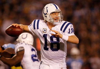 SAN DIEGO - JANUARY 03:  Quarterback Peyton Manning #18 of the Indianapolis Colts drops back to pass during the AFC Wild Card Game against the San Diego Chargers on January 3, 2009 at Qualcomm Stadium in San Diego, California.  (Photo by Harry How/Getty Images)