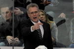 DENVER - JANUARY 16:  Head coach Craig MacTavish leads the Edmonton Oilers against the Colorado Avalanche during NHL action at the Pepsi Center on January 16, 2009 in Denver, Coloado. The Oilers defeated the Avalanche 3-2.  (Photo by Doug Pensinger/Getty Images)