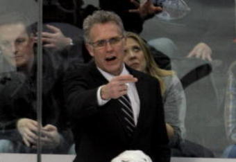 DENVER - JANUARY 16:  Head coach Craig MacTavish leads the Edmonton Oilers against the Colorado Avalanche during NHL action at the Pepsi Center on January 16, 2009 in Denver, Coloado. The Oilers defeated the Avalanche 3-2.  (Photo by Doug Pensinger/Getty Images)