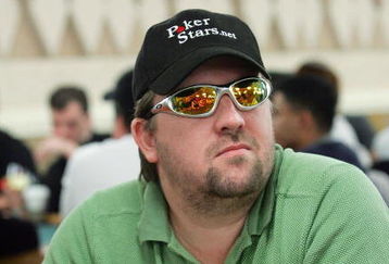 LAS VEGAS - JULY 31:  Chris Moneymaker, the 2004 World Series of Poker champion, competes on the fourth day of the first round of the WSOP no-limit Texas Hold 'em main event at the Rio Hotel & Casino July 31, 2006 in Las Vegas, Nevada. More than 8,700 players have registered to play in the main event. The final nine players will compete for the top prize of more than USD 11.7 million on the final table which begins August 10.  (Photo by Ethan Miller/Getty Images)