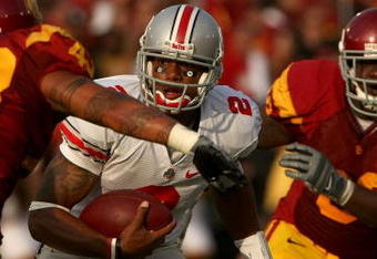 LOS ANGELES, CA - SEPTEMBER 13:  Terrelle Pryor #2 of the Ohio State Buckeyes runs the ball against the USC Trojans during the college football game at the Los Angeles Memorial Coliseum on September 13, 2008 in Los Angeles, California.  (Photo by Stephen Dunn/Getty Images)
