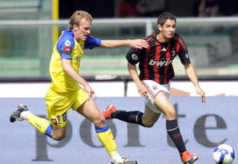 VERONA, ITALY - APRIL 11: Luca Rigoni of Chievo and Pato of Milan in action during the Serie A match between Chievo Verona and AC Milan at the Stadio Bentegodi on April 11, 2009 in Verona, Italy. (Photo by New Press/Getty Images)