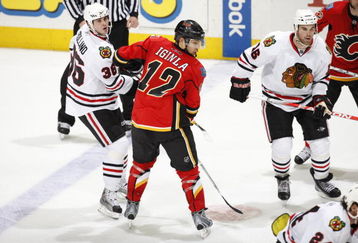 CALGARY, CANADA - FEBRUARY 5: Jarome Iginla #12 of the Calgary Flames skates against the Chicago Blackhawks on February 5, 2009 at Pengrowth Saddledome in Calgary, Alberta, Canada. (Photo by Dale MacMillan/Getty Images)