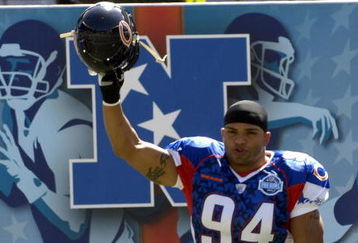 Chicago Bears Brendon Ayambadejo during the NFL Pro Bowl game at Aloha Stadium in Honolulu, Hawaii on February 10, 2007  (Photo by Al Messerschmidt/Getty Images)