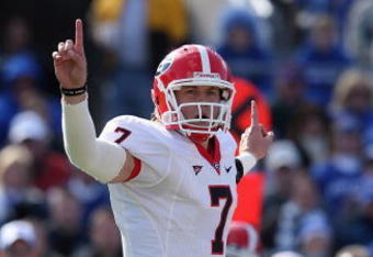 LEXINGTON, KY - NOVEMBER 8:  Matthew Stafford #7 of the Georgia Bulldogs stands under center during the game against the Kentucky Wildcats at Commonwealth Stadium on November 8, 2008 in Lexington, Kentucky. (Photo by Andy Lyons/Getty Images)