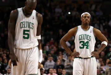 BOSTON - FEBRUARY 08:  Paul Pierce #34 and Kevin Garnett #5 of the Boston Celtics react after losing to the San Antonio Spurs on February 8, 2009 at TD Banknorth Garden in Boston, Massachusetts. The Spurs defeated the Celtics 105-99. NOTE TO USER: User expressly acknowledges and agrees that, by downloading and or using this Photograph, user is consenting to the terms and conditions of the Getty Images License Agreement.  (Photo by Elsa/Getty Images)
