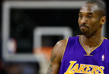 CHARLOTTE, NC - MARCH 31:  Kobe Bryant #24 of the Los Angeles Lakers looks on against the Charlotte Bobcats during their game at Time Warner Cable Arena on March 31, 2009 in Charlotte, North Carolina.  NOTE TO USER: User expressly acknowledges and agrees that, by downloading and/or using this Photograph, user is consenting to the terms and conditions of the Getty Images License Agreement.  (Photo by Streeter Lecka/Getty Images)
