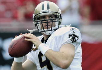 TAMPA, FL - NOVEMBER 30: Quarterback Drew Brees #9 of the New Orleans Saints warms up against the Tampa Bay Buccaneers at Raymond James Stadium on November 30, 2008 in Tampa, Florida.  (Photo by Al Messerschmidt/Getty Images) 