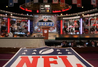 NEW YORK - APRIL 26:  A general view shows the stage during the during the 2008 NFL Draft on April 26, 2008 at Radio City Music Hall in New York, New York.  (Photo by Jim McIsaac/Getty Images)