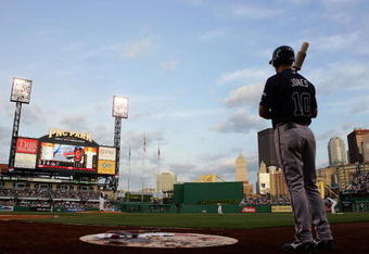 PITTSBURGH - MAY 10:  Chipper Jones #10 of the Atlanta Braves waits to bat against the Pittsburgh Pirates on May 10, 2008 at PNC Park in Pittsburgh, Pennsylvania.  (Photo by Jim McIsaac/Getty Images)